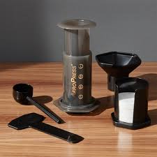 aeropress, café filtre, filter coffee, equipment, manual / manuel machine, coffee on the go, café sur le pouce